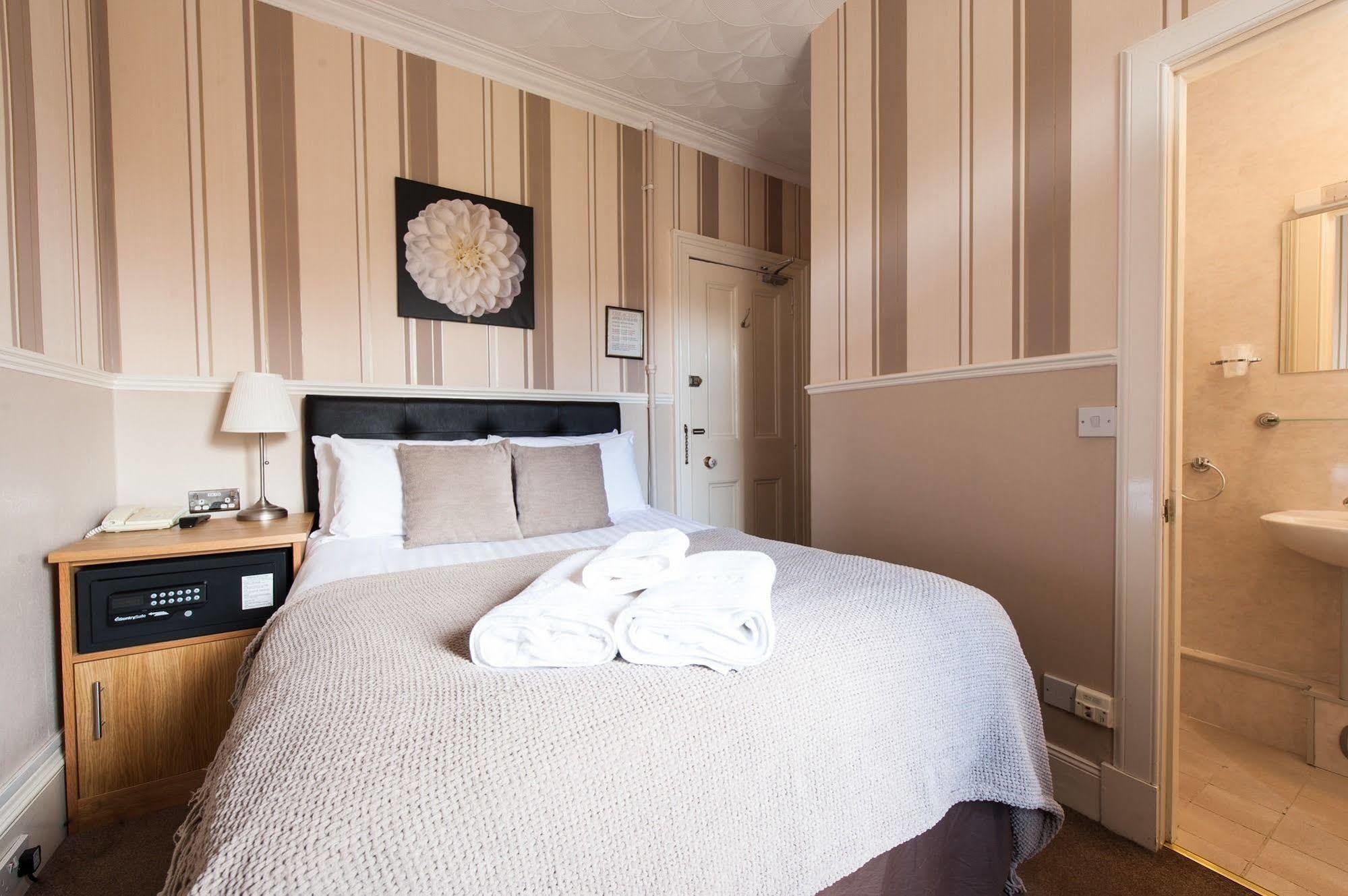 The St Valery Hotel Edinburgh Bagian luar foto